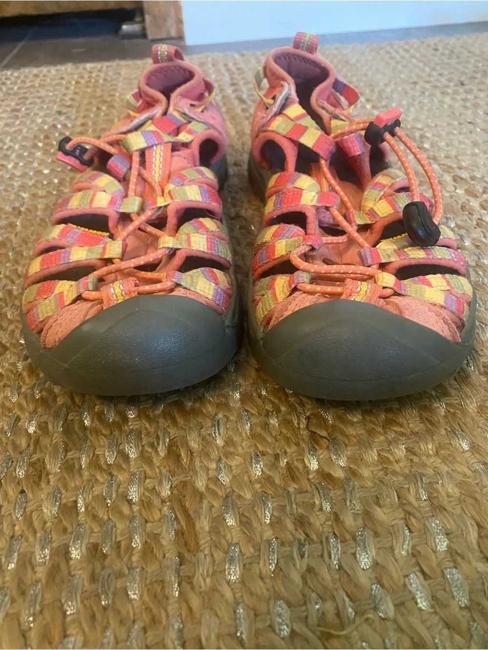 KEEN Whisper Coral Multi-Color Waterproof Sport Hiking Sandals Youth Girls SZ 1